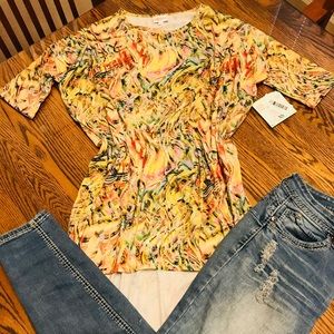 NWT LuLaRoe xs Irma top Retail $36